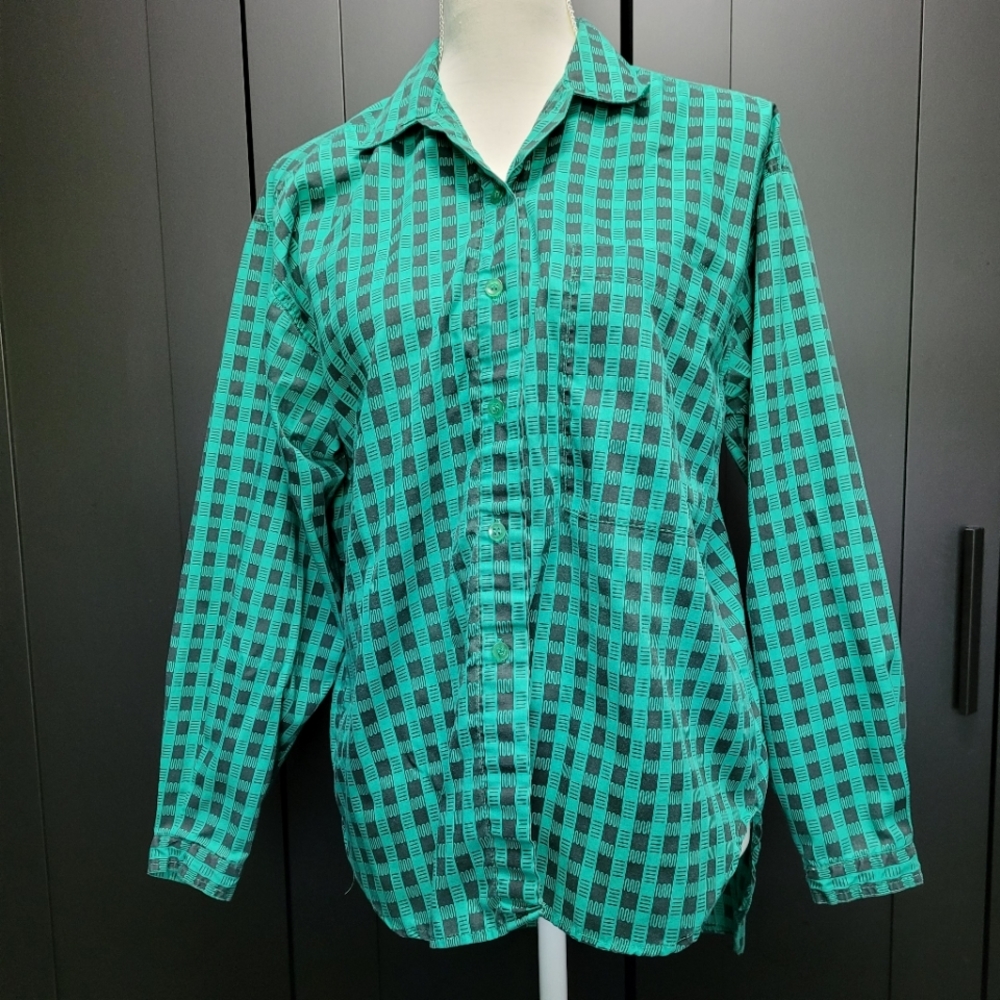 Vintage Jennifer Eden green and black plaid button down shirt